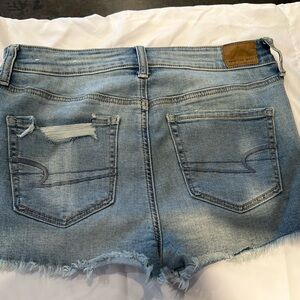American Eagle hi-rise shortie size 8